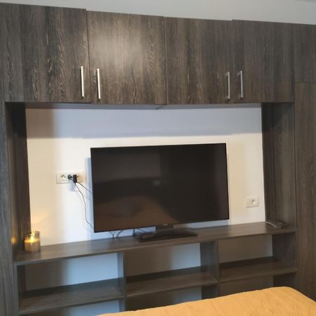 Christie'S Central Apartment Bukarest Eksteriør billede