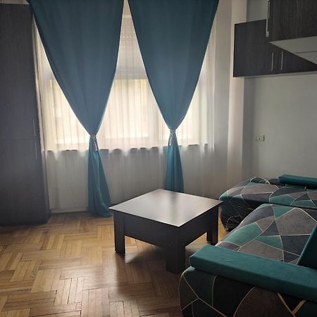 Christie'S Central Apartment Bukarest Eksteriør billede